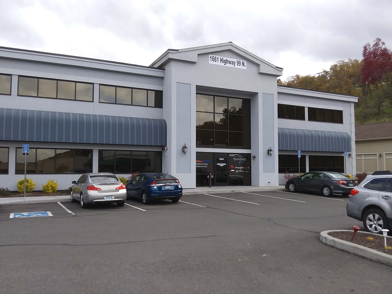Photo of front of building where Kristel's office is located